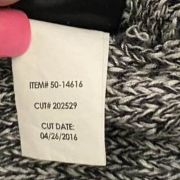 Torrid Sleeveless Long Open Knit Cardigan Sweater Gray Black Large L Plus Size - Picture 10 of 12